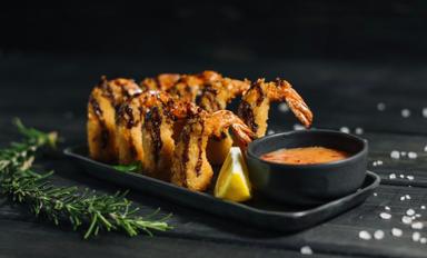 Тигровые креветки в кляре 